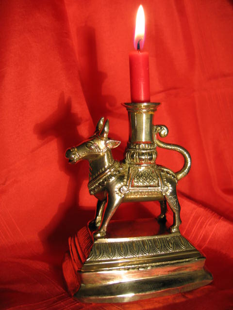 Nandi - side